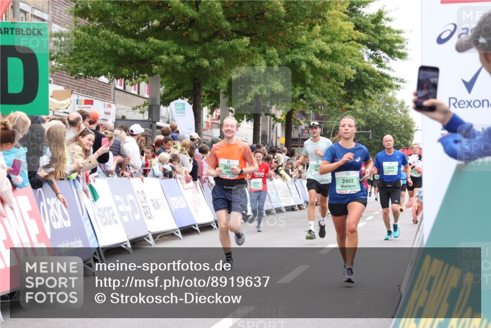 21.09.2025 - PSD Bank Halbmarathon Strokosch-Dieckow http://msf.ph/oto/8919637 21.09.2025 11:52:24 Ziel 1508, 2087, 2356, 2492, 2512, 2554, 2844, 2917, 3141 meine-sportfotos.de
