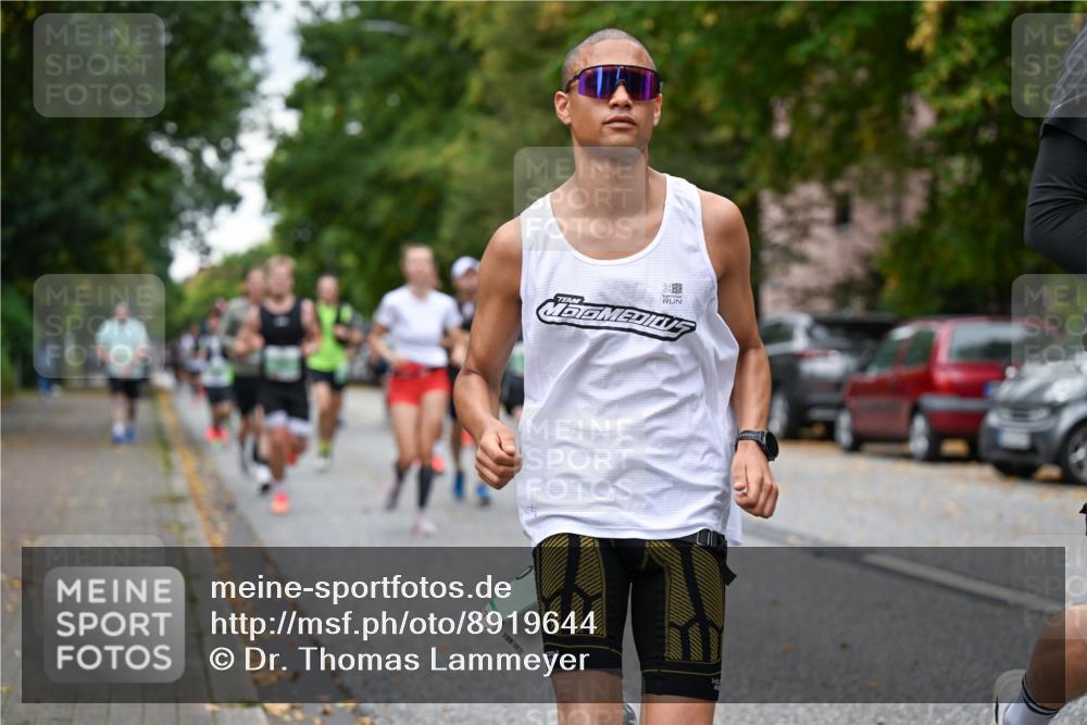 21.09.2025 - PSD Bank Halbmarathon Dr. Thomas Lammeyer http://msf.ph/oto/8919644 21.09.2025 10:38:01 Laufen  meine-sportfotos.de