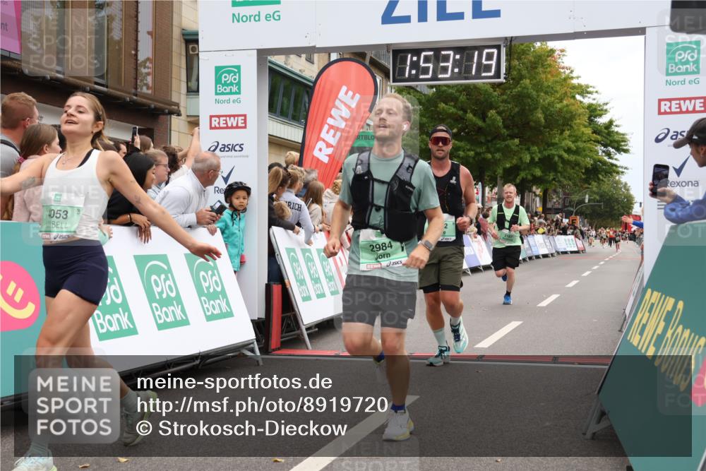 21.09.2025 - PSD Bank Halbmarathon Strokosch-Dieckow http://msf.ph/oto/8919720 21.09.2025 11:52:42 Ziel 2167, 2237, 2392, 2984, 4001, 4053 meine-sportfotos.de