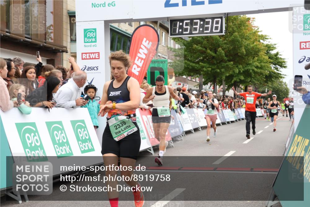 21.09.2025 - PSD Bank Halbmarathon Strokosch-Dieckow http://msf.ph/oto/8919758 21.09.2025 11:53:01 Ziel 1102, 1298, 2228, 2301, 2305, 2339 meine-sportfotos.de