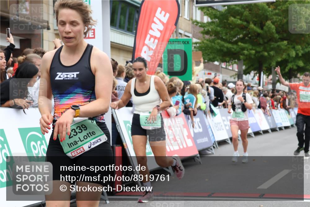 21.09.2025 - PSD Bank Halbmarathon Strokosch-Dieckow http://msf.ph/oto/8919761 21.09.2025 11:53:02 Ziel 1102, 1298, 2228, 2301, 2305, 2339 meine-sportfotos.de