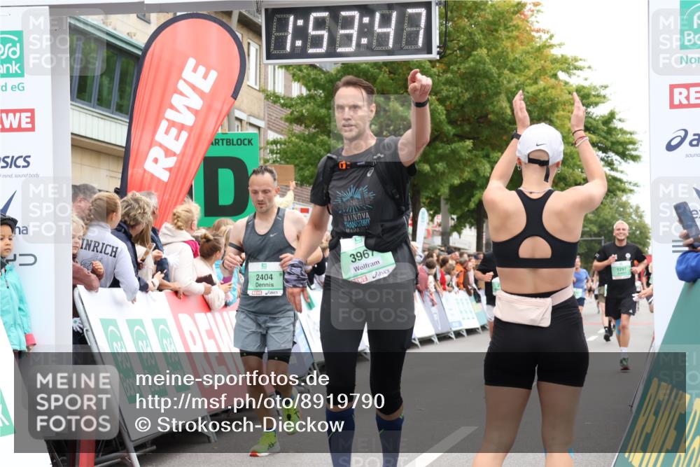 21.09.2025 - PSD Bank Halbmarathon Strokosch-Dieckow http://msf.ph/oto/8919790 21.09.2025 11:53:10 Ziel 1102, 1298, 1647, 2305, 2404, 2757, 3967 meine-sportfotos.de
