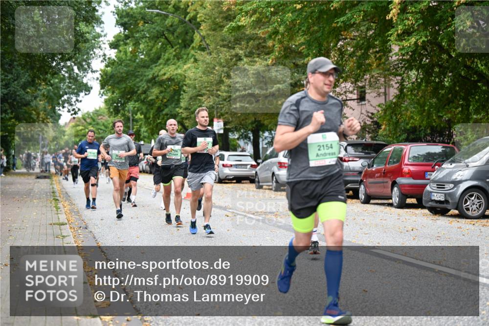 21.09.2025 - PSD Bank Halbmarathon Dr. Thomas Lammeyer http://msf.ph/oto/8919909 21.09.2025 10:38:31 Laufen 22565, 24, 2154, 49151 meine-sportfotos.de