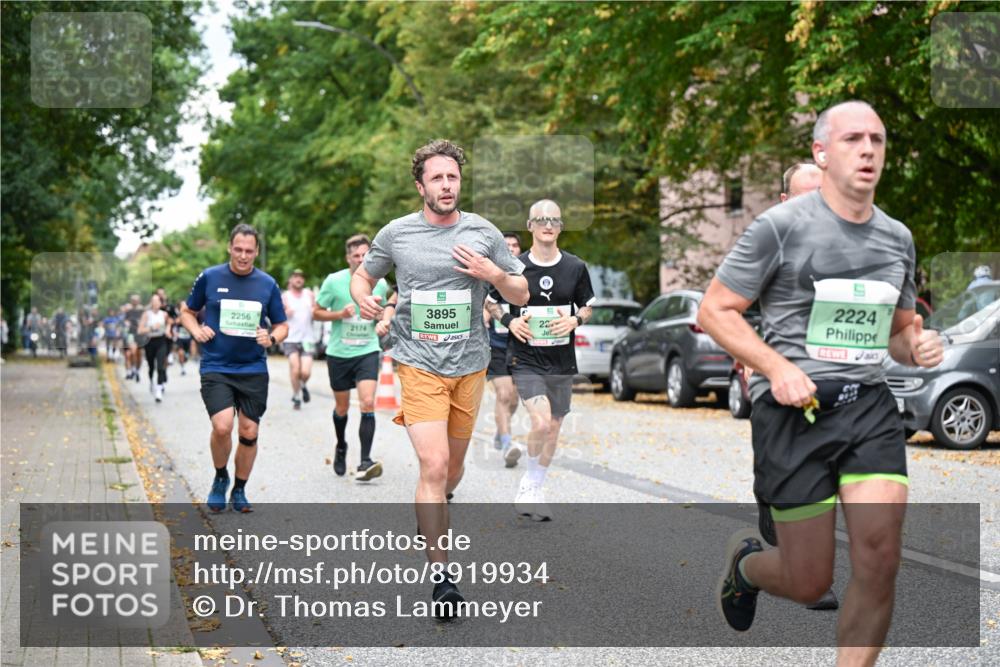 21.09.2025 - PSD Bank Halbmarathon Dr. Thomas Lammeyer http://msf.ph/oto/8919934 21.09.2025 10:38:34 Laufen 2256, 2174, 3895, 22, 2224 meine-sportfotos.de