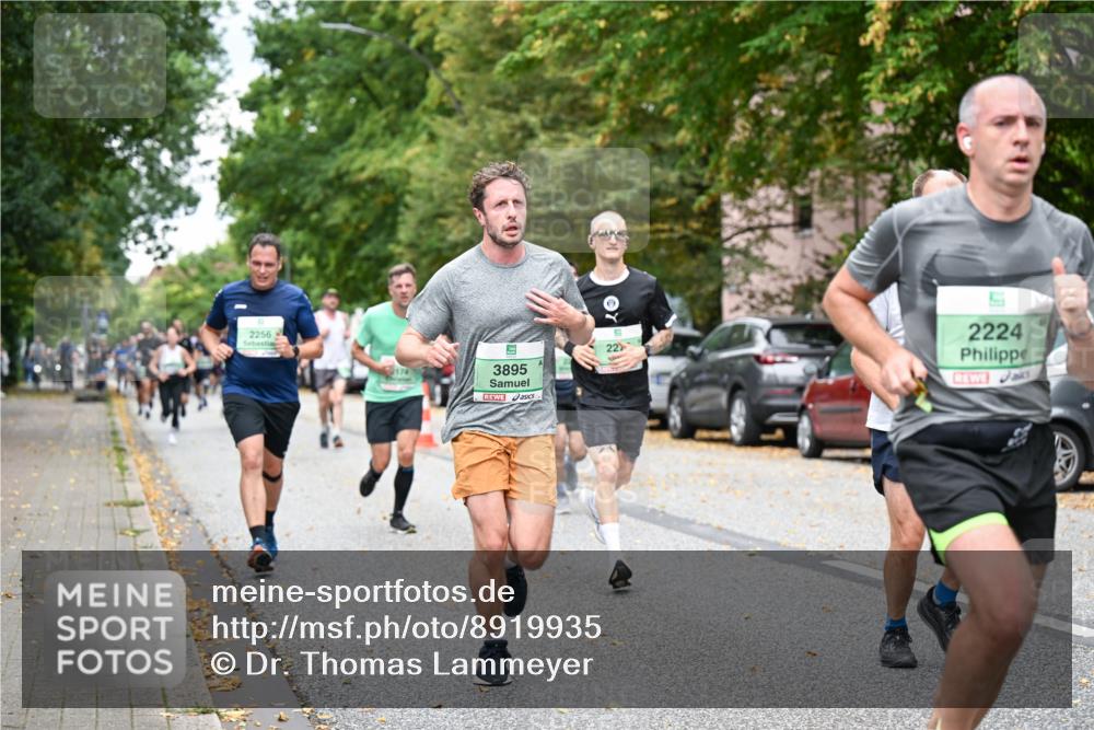 21.09.2025 - PSD Bank Halbmarathon Dr. Thomas Lammeyer http://msf.ph/oto/8919935 21.09.2025 10:38:34 Laufen 2256, 3895, 22, 2224 meine-sportfotos.de