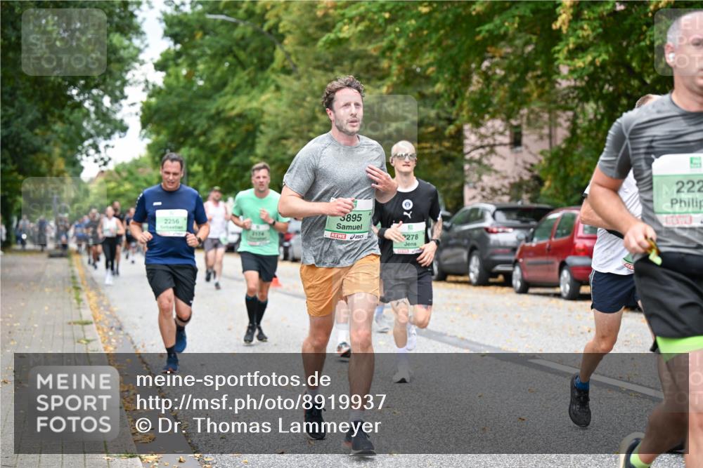 21.09.2025 - PSD Bank Halbmarathon Dr. Thomas Lammeyer http://msf.ph/oto/8919937 21.09.2025 10:38:34 Laufen 2256, 3895, 2174, 278, 222 meine-sportfotos.de