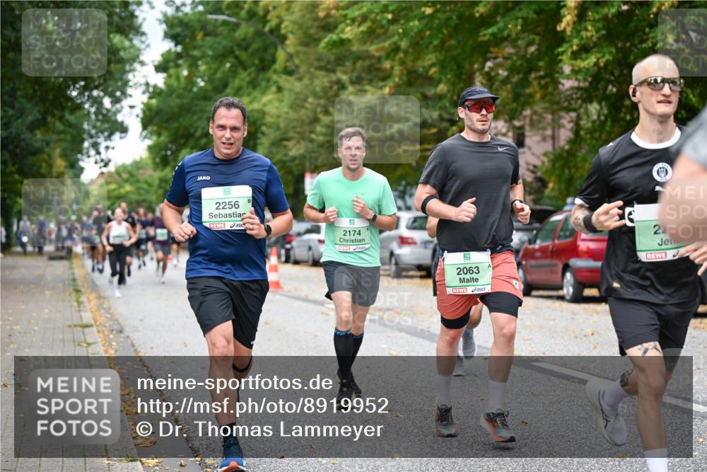 21.09.2025 - PSD Bank Halbmarathon Dr. Thomas Lammeyer http://msf.ph/oto/8919952 21.09.2025 10:38:36 Laufen 2256, 2174, 2063, 22 meine-sportfotos.de