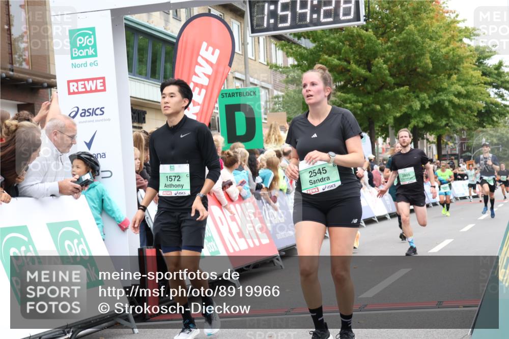 21.09.2025 - PSD Bank Halbmarathon Strokosch-Dieckow http://msf.ph/oto/8919966 21.09.2025 11:53:51 Ziel 1396, 1572, 1724, 1752, 2199, 2401, 2537, 2545, 2687, 2805, 2991, 3901, 3997 meine-sportfotos.de