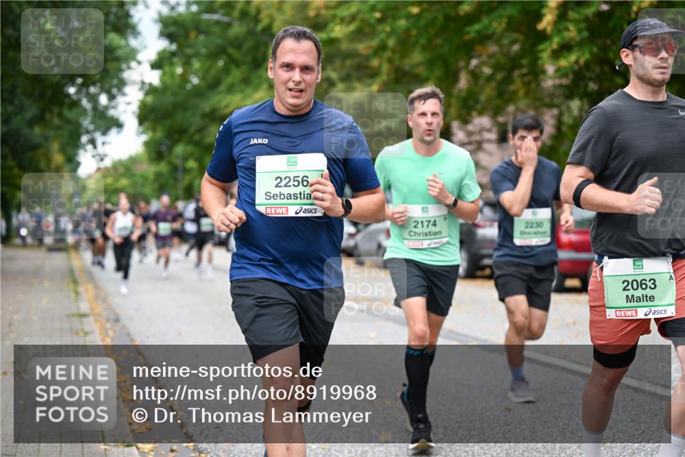 21.09.2025 - PSD Bank Halbmarathon Dr. Thomas Lammeyer http://msf.ph/oto/8919968 21.09.2025 10:38:36 Laufen 2256, 2174, 2230, 2063 meine-sportfotos.de