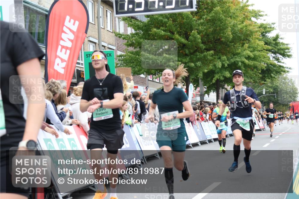 21.09.2025 - PSD Bank Halbmarathon Strokosch-Dieckow http://msf.ph/oto/8919987 21.09.2025 11:53:54 Ziel 1396, 1572, 1752, 2304, 2401, 2537, 2545, 2805, 2991, 3997 meine-sportfotos.de