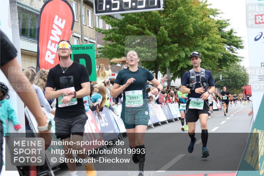 21.09.2025 - PSD Bank Halbmarathon Strokosch-Dieckow http://msf.ph/oto/8919993 21.09.2025 11:53:54 Ziel 1396, 1572, 1752, 2304, 2401, 2537, 2545, 2805, 2991, 3997 meine-sportfotos.de