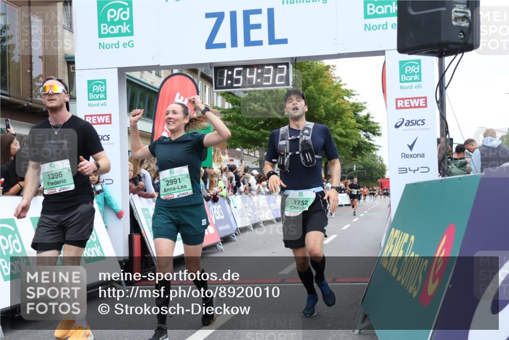 21.09.2025 - PSD Bank Halbmarathon Strokosch-Dieckow http://msf.ph/oto/8920010 21.09.2025 11:53:55 Ziel 1396, 1572, 1752, 2304, 2545, 2805, 2991, 3997 meine-sportfotos.de