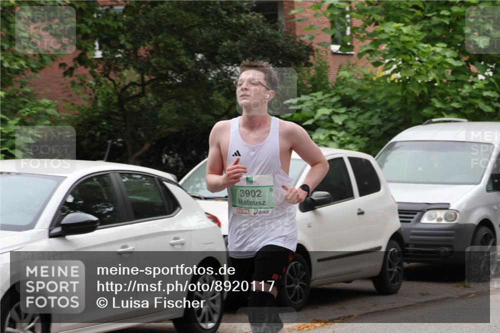 21.09.2025 - PSD Bank Halbmarathon Luisa Fischer http://msf.ph/oto/8920117 21.09.2025 12:02:15 Laufen 3902 meine-sportfotos.de