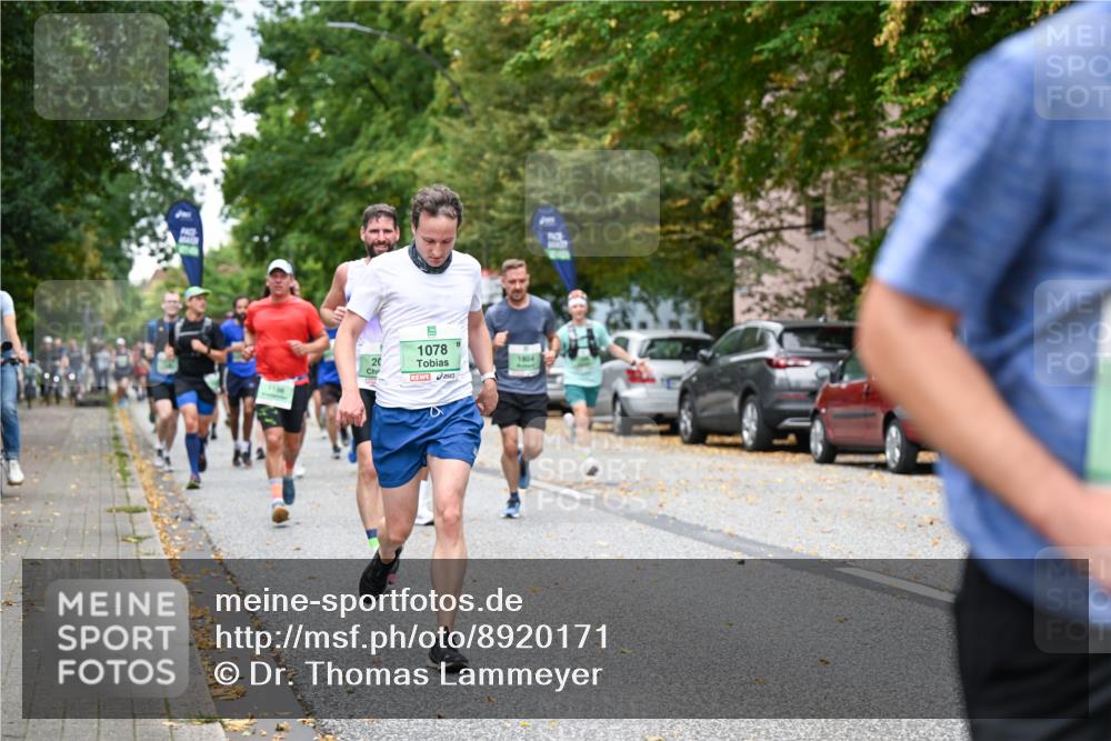 21.09.2025 - PSD Bank Halbmarathon Dr. Thomas Lammeyer http://msf.ph/oto/8920171 21.09.2025 10:38:47 Laufen 20, 1078, 1804 meine-sportfotos.de
