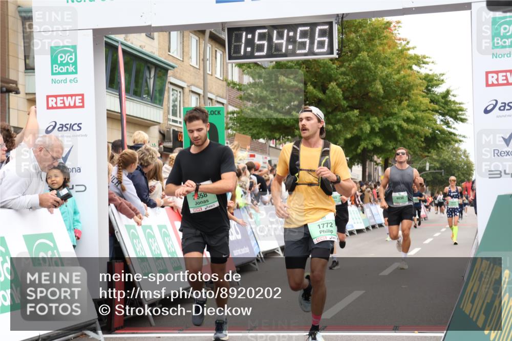 21.09.2025 - PSD Bank Halbmarathon Strokosch-Dieckow http://msf.ph/oto/8920202 21.09.2025 11:54:20 Ziel 1053, 1772, 2420, 2505, 2658, 2848, 4036 meine-sportfotos.de