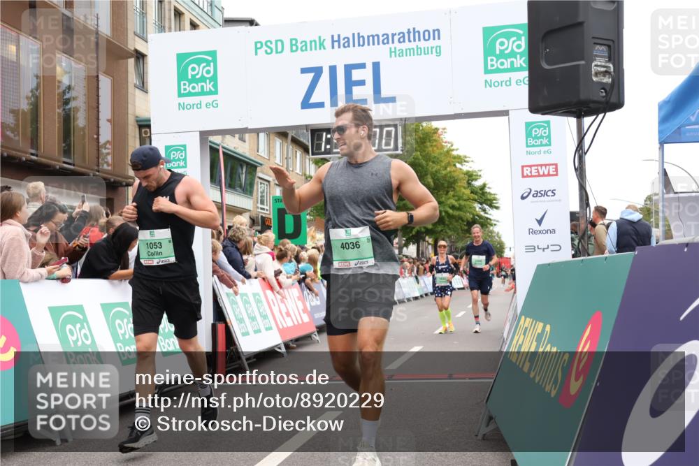 21.09.2025 - PSD Bank Halbmarathon Strokosch-Dieckow http://msf.ph/oto/8920229 21.09.2025 11:54:23 Ziel 1053, 1633, 1772, 2300, 2318, 2658, 2848, 4036 meine-sportfotos.de