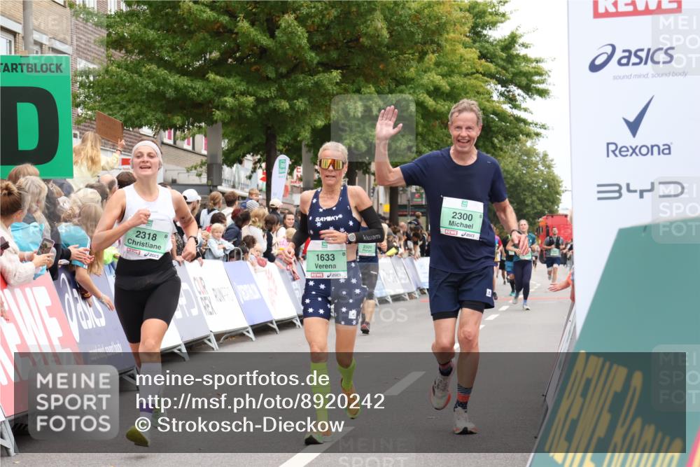 21.09.2025 - PSD Bank Halbmarathon Strokosch-Dieckow http://msf.ph/oto/8920242 21.09.2025 11:54:24 Ziel 1053, 1633, 1772, 2300, 2318, 2658, 2848, 4036 meine-sportfotos.de