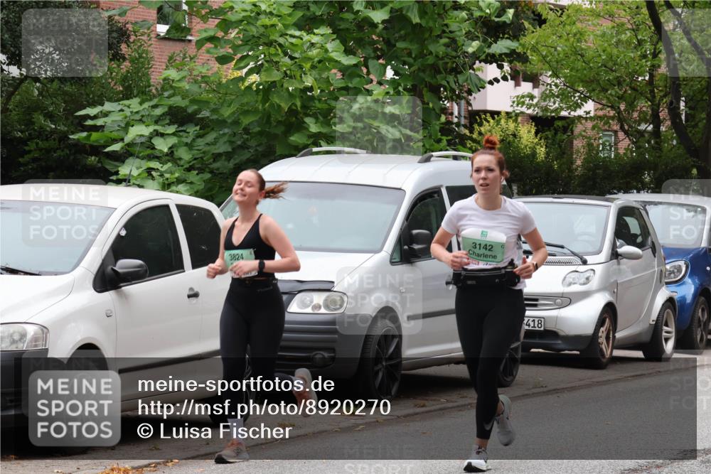 21.09.2025 - PSD Bank Halbmarathon Luisa Fischer http://msf.ph/oto/8920270 21.09.2025 12:03:01 Laufen 3824, 3142, 418 meine-sportfotos.de
