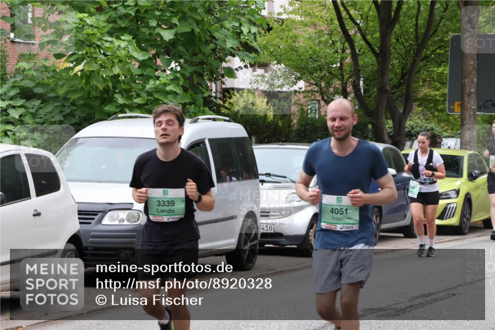 21.09.2025 - PSD Bank Halbmarathon Luisa Fischer http://msf.ph/oto/8920328 21.09.2025 12:03:12 Laufen 3339, 418, 4051 meine-sportfotos.de