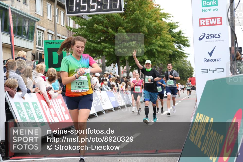 21.09.2025 - PSD Bank Halbmarathon Strokosch-Dieckow http://msf.ph/oto/8920329 21.09.2025 11:54:34 Ziel 1731, 2320, 2408, 2562, 2583, 2997, 3892, 3944 meine-sportfotos.de