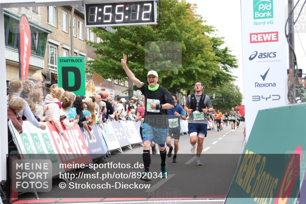 21.09.2025 - PSD Bank Halbmarathon Strokosch-Dieckow http://msf.ph/oto/8920341 21.09.2025 11:54:36 Ziel 1731, 2320, 2408, 2562, 2583, 2997, 3892, 3944 meine-sportfotos.de