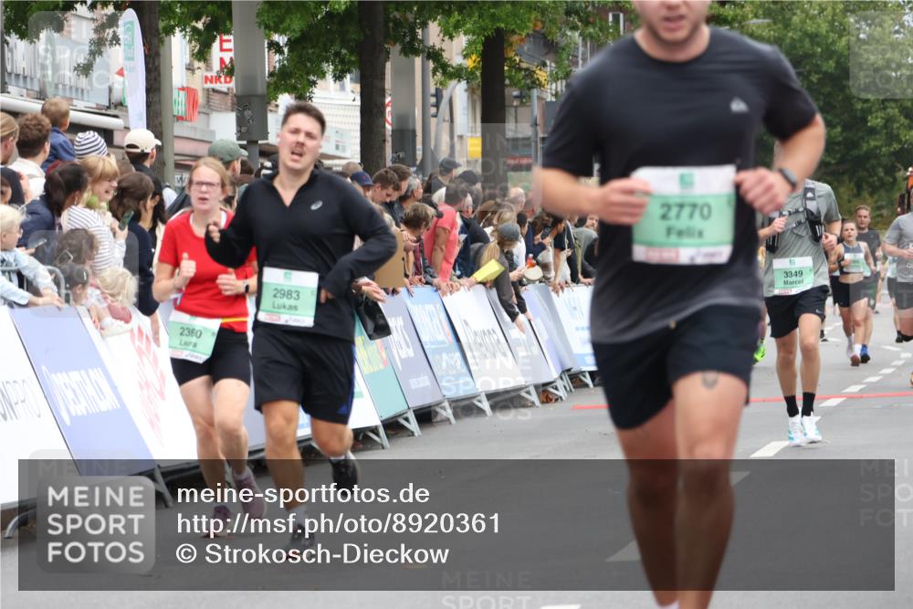 21.09.2025 - PSD Bank Halbmarathon Strokosch-Dieckow http://msf.ph/oto/8920361 21.09.2025 11:54:40 Ziel 1731, 2360, 2408, 2562, 2583, 2770, 2983, 2997, 3892, 3944 meine-sportfotos.de