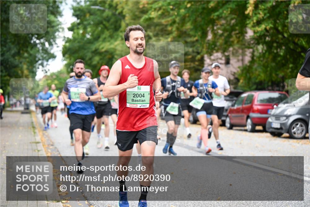 21.09.2025 - PSD Bank Halbmarathon Dr. Thomas Lammeyer http://msf.ph/oto/8920390 21.09.2025 10:39:07 Laufen 216, 2004 meine-sportfotos.de