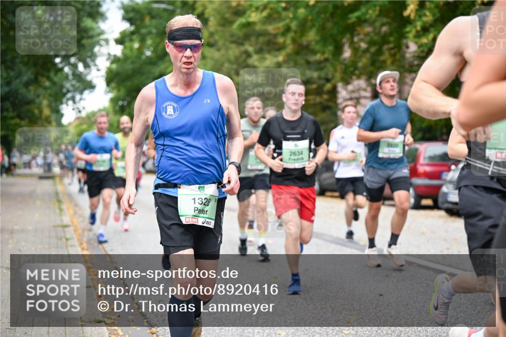 21.09.2025 - PSD Bank Halbmarathon Dr. Thomas Lammeyer http://msf.ph/oto/8920416 21.09.2025 10:39:10 Laufen 1328, 3820, 2634 meine-sportfotos.de