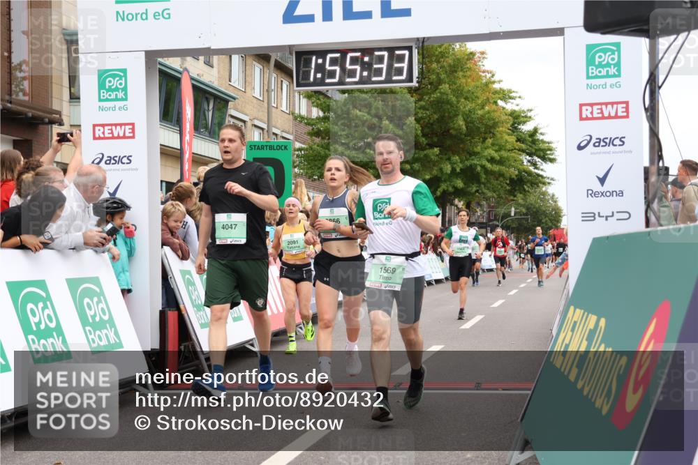 21.09.2025 - PSD Bank Halbmarathon Strokosch-Dieckow http://msf.ph/oto/8920432 21.09.2025 11:54:57 Ziel 1069, 1564, 1569, 2091, 2164, 2866, 4028, 4047 meine-sportfotos.de