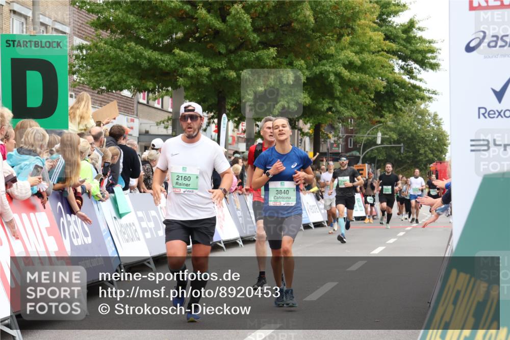21.09.2025 - PSD Bank Halbmarathon Strokosch-Dieckow http://msf.ph/oto/8920453 21.09.2025 11:55:02 Ziel 1564, 1569, 2091, 2160, 2485, 2866, 3840, 4047 meine-sportfotos.de