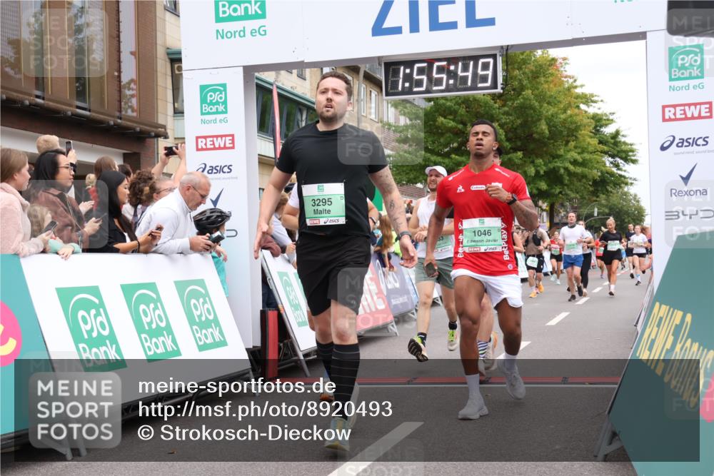 21.09.2025 - PSD Bank Halbmarathon Strokosch-Dieckow http://msf.ph/oto/8920493 21.09.2025 11:55:12 Ziel 1046, 1078, 2067, 2348, 2364, 2485, 2646, 3295, 4033 meine-sportfotos.de