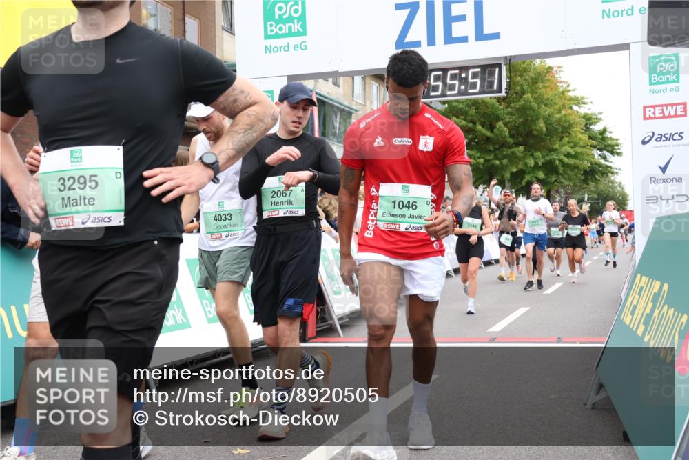 21.09.2025 - PSD Bank Halbmarathon Strokosch-Dieckow http://msf.ph/oto/8920505 21.09.2025 11:55:14 Ziel 1046, 1078, 2067, 2275, 2348, 2364, 2500, 2646, 3295, 3958, 3968, 4033 meine-sportfotos.de