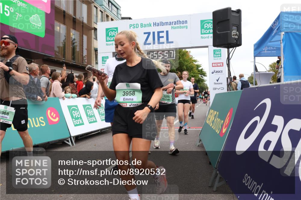 21.09.2025 - PSD Bank Halbmarathon Strokosch-Dieckow http://msf.ph/oto/8920532 21.09.2025 11:55:20 Ziel 1078, 1528, 1814, 2067, 2275, 2348, 2435, 2500, 2568, 2646, 2690, 2952, 3270, 3958, 3968, 4033 meine-sportfotos.de