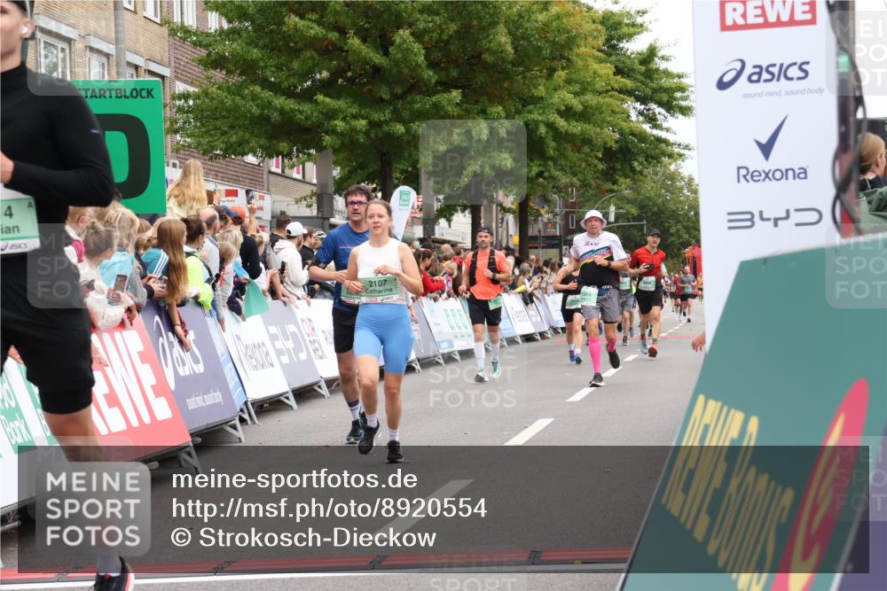 21.09.2025 - PSD Bank Halbmarathon Strokosch-Dieckow http://msf.ph/oto/8920554 21.09.2025 11:55:25 Ziel 1528, 1814, 2107, 2161, 2275, 2435, 2500, 2568, 2690, 2952, 3270, 3958, 3968 meine-sportfotos.de