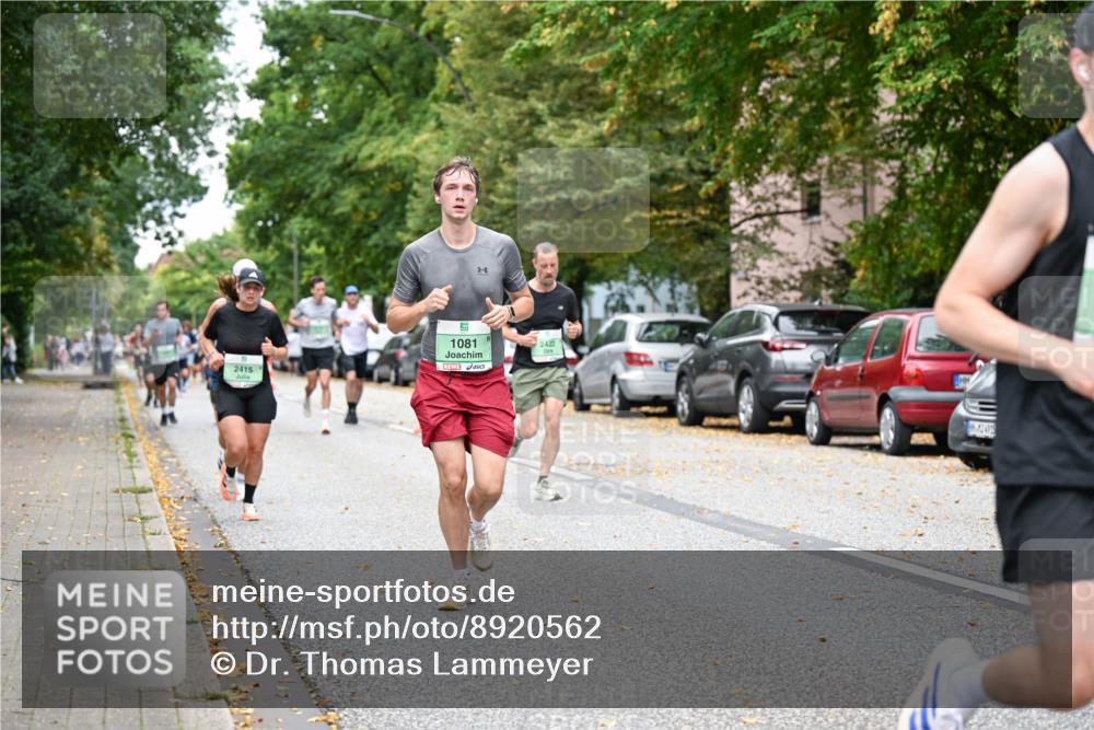 21.09.2025 - PSD Bank Halbmarathon Dr. Thomas Lammeyer http://msf.ph/oto/8920562 21.09.2025 10:39:26 Laufen 11, 2415, 1081, 2422 meine-sportfotos.de