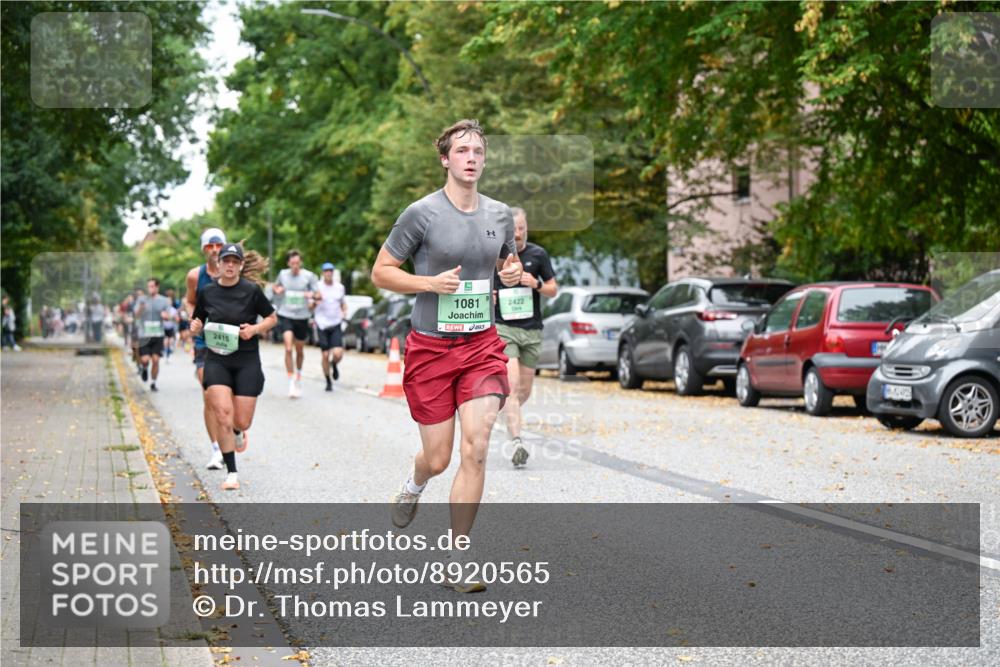 21.09.2025 - PSD Bank Halbmarathon Dr. Thomas Lammeyer http://msf.ph/oto/8920565 21.09.2025 10:39:26 Laufen 2415, 1081, 2422 meine-sportfotos.de