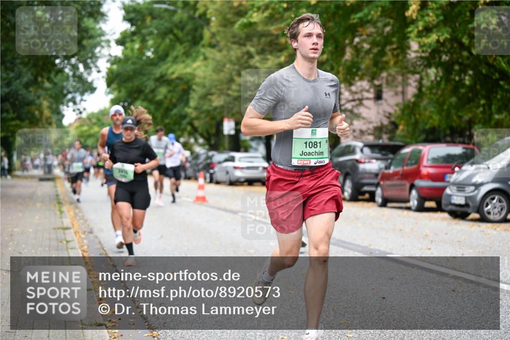21.09.2025 - PSD Bank Halbmarathon Dr. Thomas Lammeyer http://msf.ph/oto/8920573 21.09.2025 10:39:27 Laufen 1081 meine-sportfotos.de