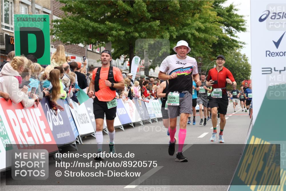 21.09.2025 - PSD Bank Halbmarathon Strokosch-Dieckow http://msf.ph/oto/8920575 21.09.2025 11:55:29 Ziel 1209, 1543, 1814, 2107, 2161, 2435, 3942 meine-sportfotos.de