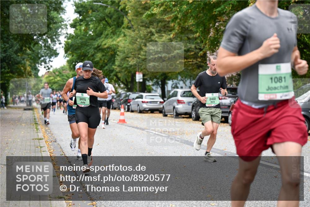 21.09.2025 - PSD Bank Halbmarathon Dr. Thomas Lammeyer http://msf.ph/oto/8920577 21.09.2025 10:39:28 Laufen 2415, 2422, 1081 meine-sportfotos.de