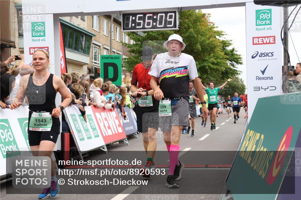 21.09.2025 - PSD Bank Halbmarathon Strokosch-Dieckow http://msf.ph/oto/8920593 21.09.2025 11:55:33 Ziel 1209, 1543, 2107, 2161, 2936, 3942, 3979, 4052 meine-sportfotos.de