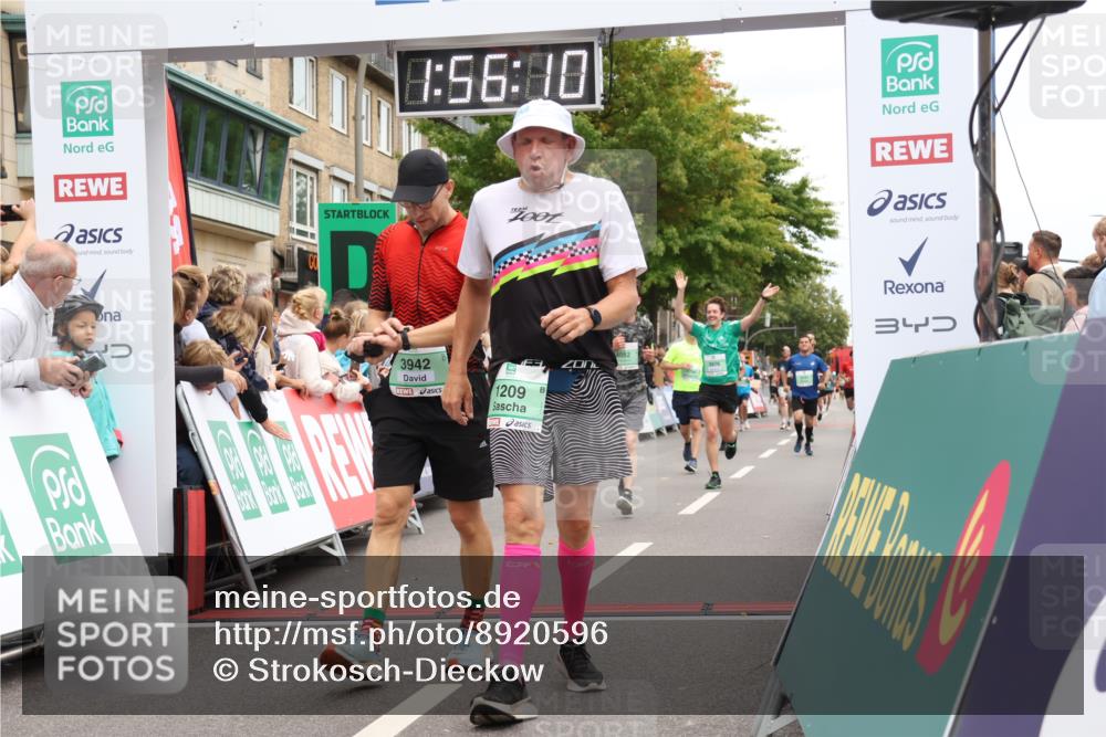 21.09.2025 - PSD Bank Halbmarathon Strokosch-Dieckow http://msf.ph/oto/8920596 21.09.2025 11:55:33 Ziel 1209, 1543, 2107, 2161, 2936, 3942, 3979, 4052 meine-sportfotos.de