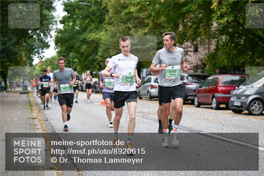 21.09.2025 - PSD Bank Halbmarathon Dr. Thomas Lammeyer http://msf.ph/oto/8920615 21.09.2025 10:39:32 Laufen 1956, 4037, 5, 2178, 2157, 2 meine-sportfotos.de