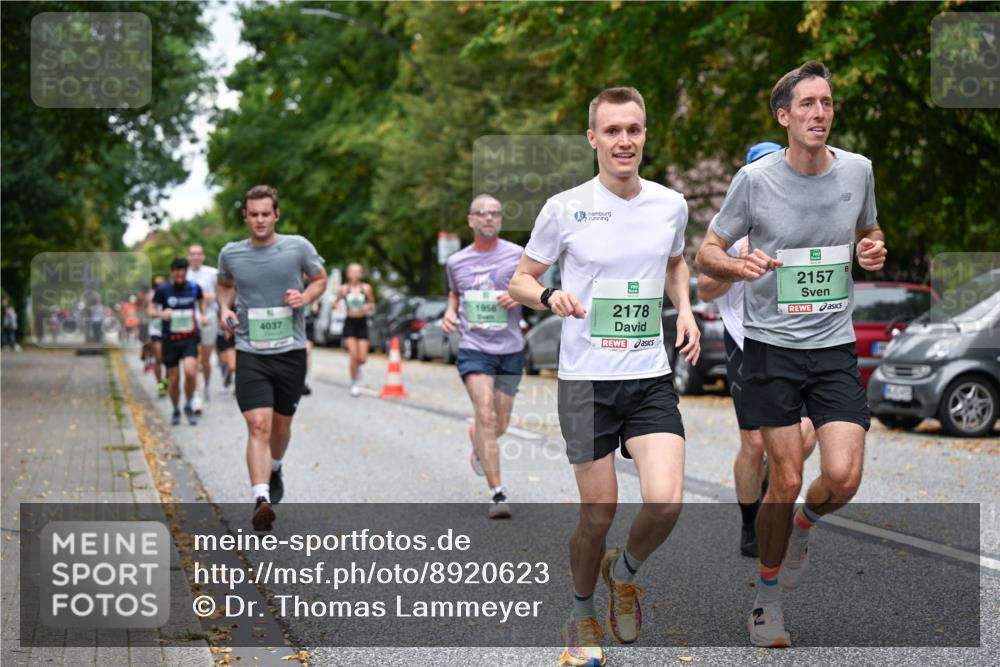 21.09.2025 - PSD Bank Halbmarathon Dr. Thomas Lammeyer http://msf.ph/oto/8920623 21.09.2025 10:39:32 Laufen 4037, 1956, 2178, 2157 meine-sportfotos.de