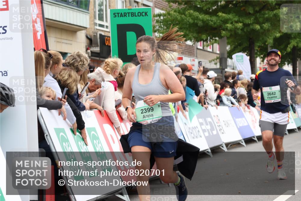 21.09.2025 - PSD Bank Halbmarathon Strokosch-Dieckow http://msf.ph/oto/8920701 21.09.2025 11:55:53 Ziel 1134, 1818, 1819, 2210, 2273, 2399, 2587, 2642, 3959 meine-sportfotos.de