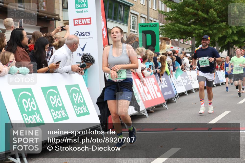 21.09.2025 - PSD Bank Halbmarathon Strokosch-Dieckow http://msf.ph/oto/8920707 21.09.2025 11:55:54 Ziel 1124, 1134, 1818, 1819, 2210, 2273, 2399, 2587, 2642, 2901, 3959 meine-sportfotos.de