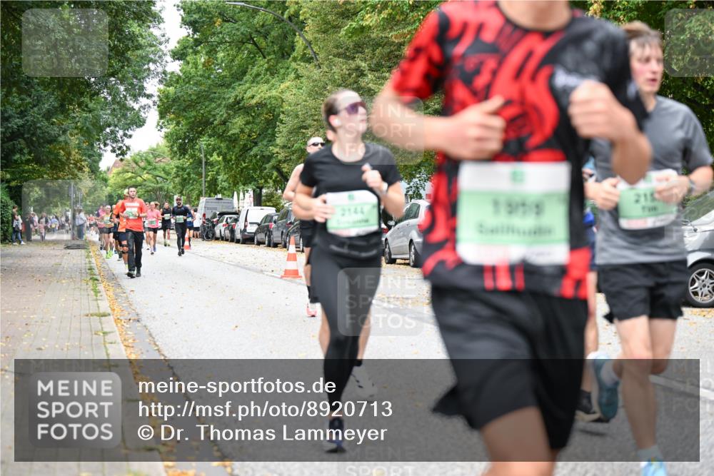 21.09.2025 - PSD Bank Halbmarathon Dr. Thomas Lammeyer http://msf.ph/oto/8920713 21.09.2025 10:39:44 Laufen 2144, 2153 meine-sportfotos.de