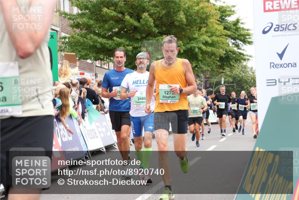 21.09.2025 - PSD Bank Halbmarathon Strokosch-Dieckow http://msf.ph/oto/8920740 21.09.2025 11:56:02 Ziel 1124, 1273, 1536, 1568, 2210, 2218, 2456, 2488, 2636, 2642, 2678, 2901, 3100, 3166, 3959 meine-sportfotos.de