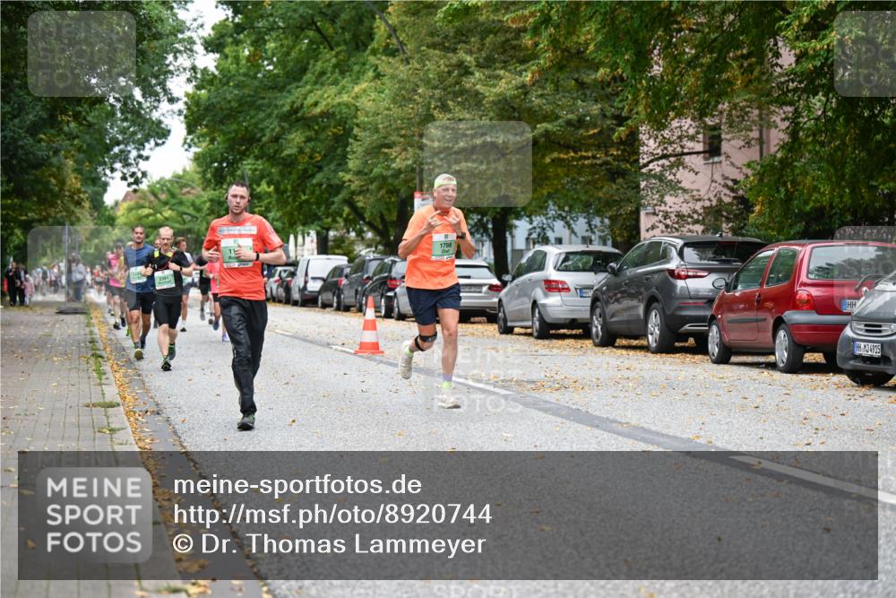 21.09.2025 - PSD Bank Halbmarathon Dr. Thomas Lammeyer http://msf.ph/oto/8920744 21.09.2025 10:39:48 Laufen 1798, 2391, 4915 meine-sportfotos.de