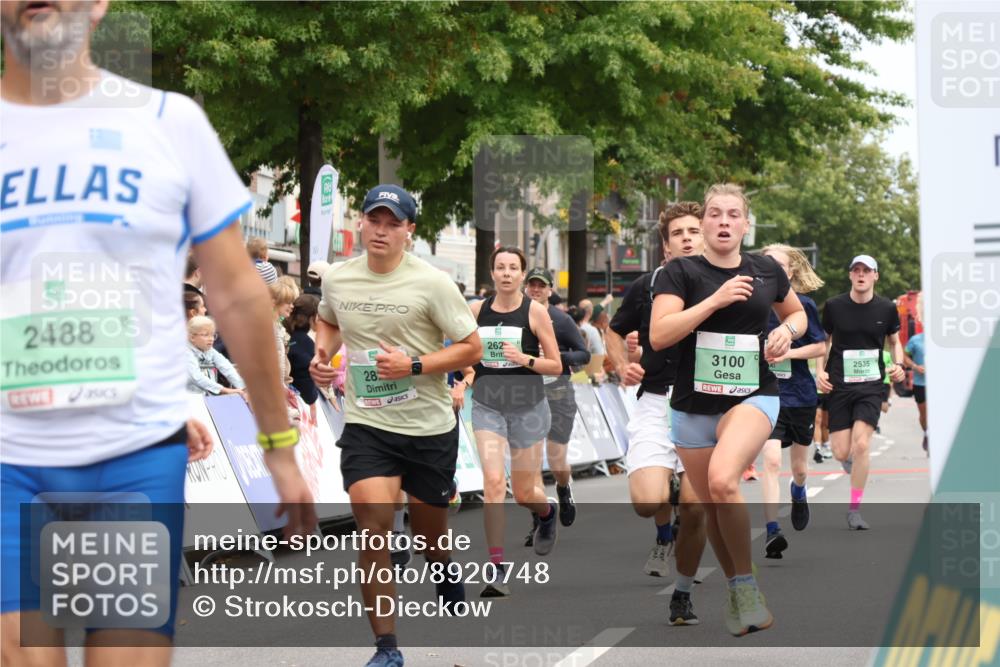 21.09.2025 - PSD Bank Halbmarathon Strokosch-Dieckow http://msf.ph/oto/8920748 21.09.2025 11:56:05 Ziel 1038, 1124, 1133, 1273, 1536, 1568, 2210, 2218, 2456, 2488, 2626, 2636, 2678, 2792, 2829, 2901, 3100, 3166, 3903, 3959, 4062 meine-sportfotos.de