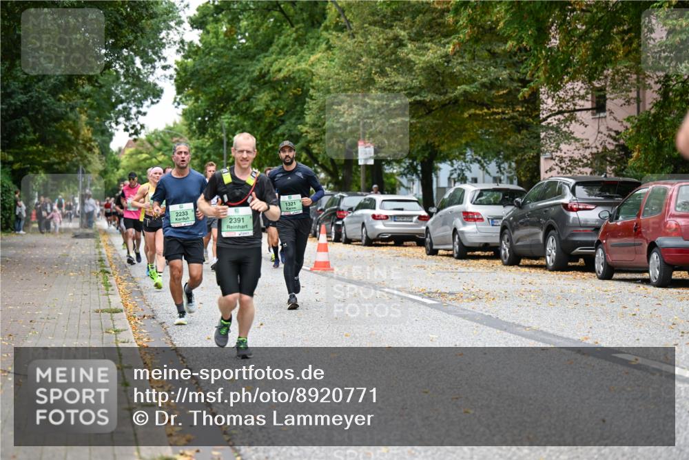 21.09.2025 - PSD Bank Halbmarathon Dr. Thomas Lammeyer http://msf.ph/oto/8920771 21.09.2025 10:39:52 Laufen 1321, 5, 2233, 2391 meine-sportfotos.de